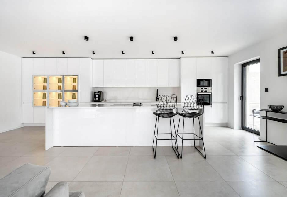 White Gloss | Calacatta Gold