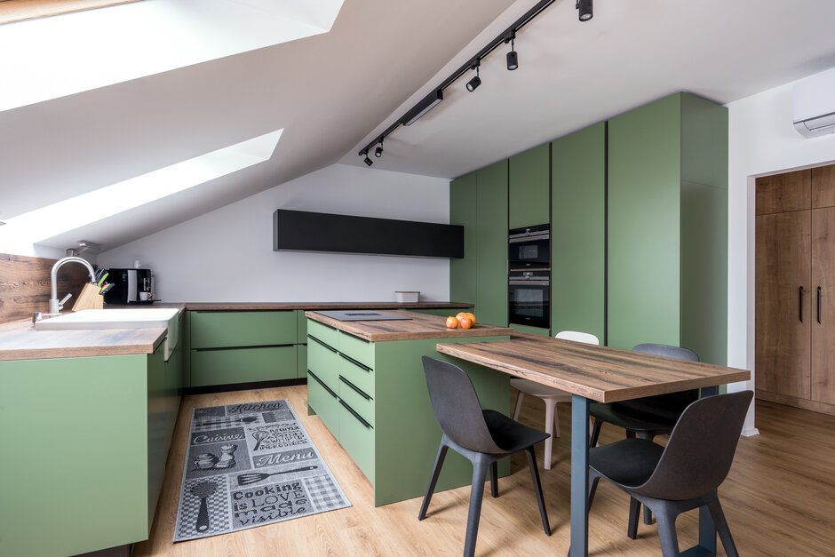 Reseda Green Evermatt | Attic Wood