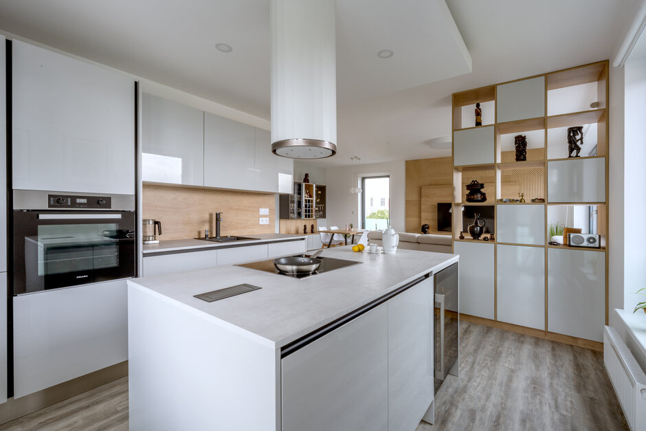 Light Grey Gloss | Dub přírodní